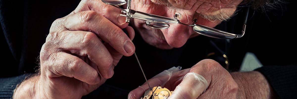 EXPERTS IN WATCH AND JEWELRY REPAIR  Bell Jewelers Murfreesboro, TN